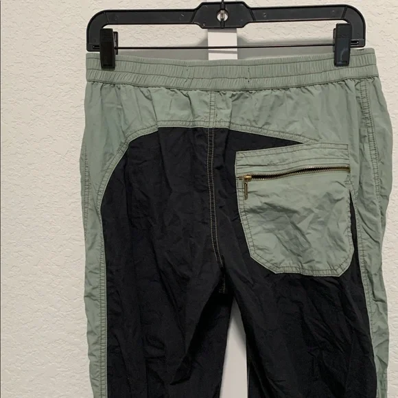 Silence + Noise Urban Outfitters Green Black Baggy Pants - Picture 8 of 14